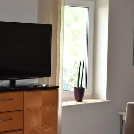 Apartament Reis *